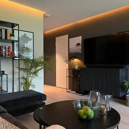 דירה Moderne Med 2 Soverom, 4 Sengeplasser טרונדהיים
