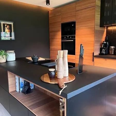 דירה Moderne Med 2 Soverom, 4 Sengeplasser טרונדהיים